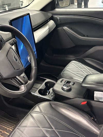 2022 Ford Mustang Mach-E Select