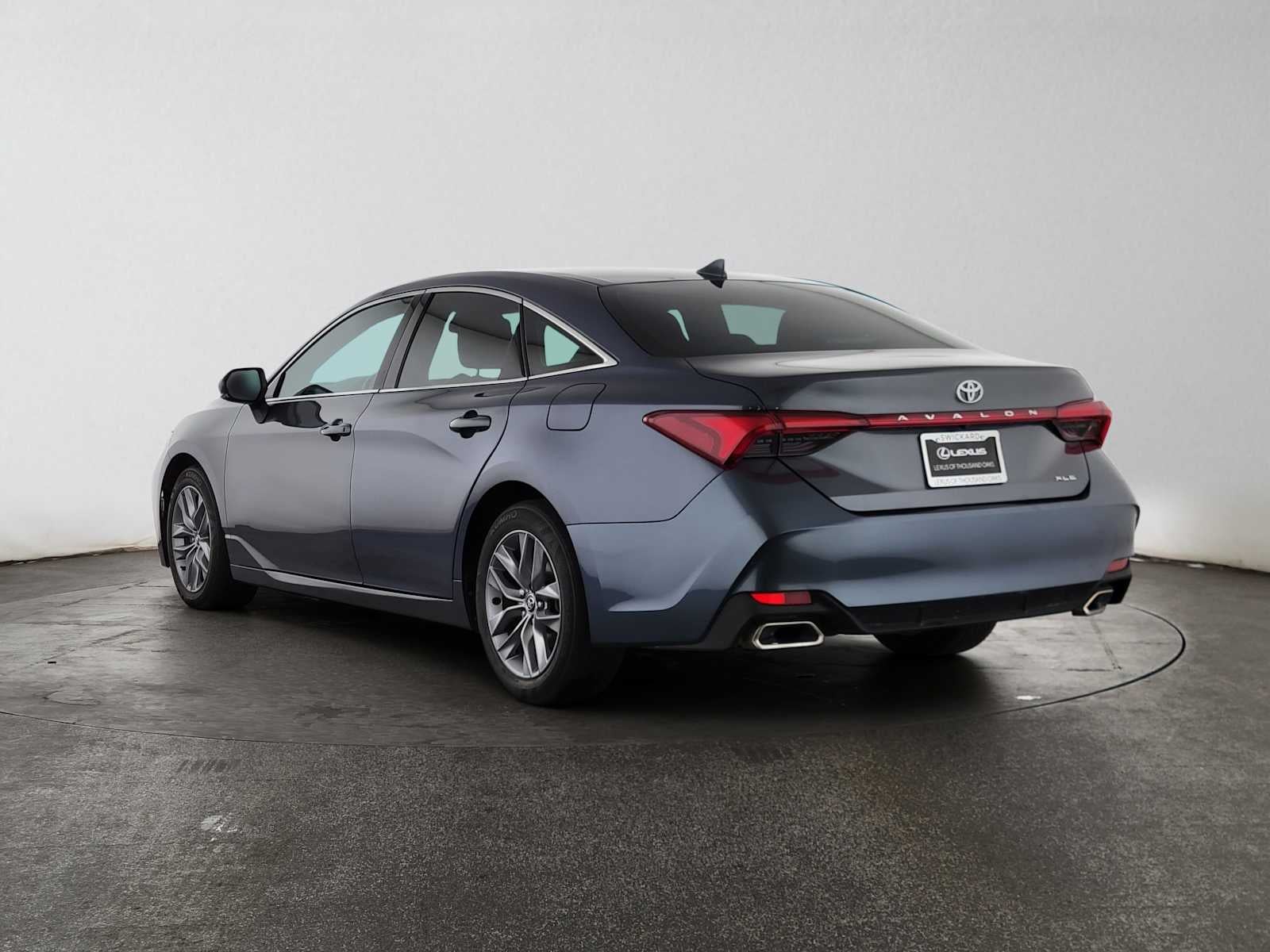 2020 Toyota Avalon XLE