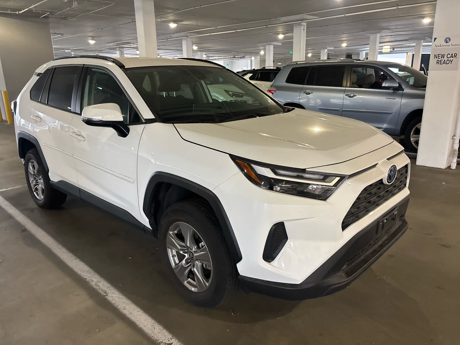 2024 Toyota RAV4 Hybrid LE