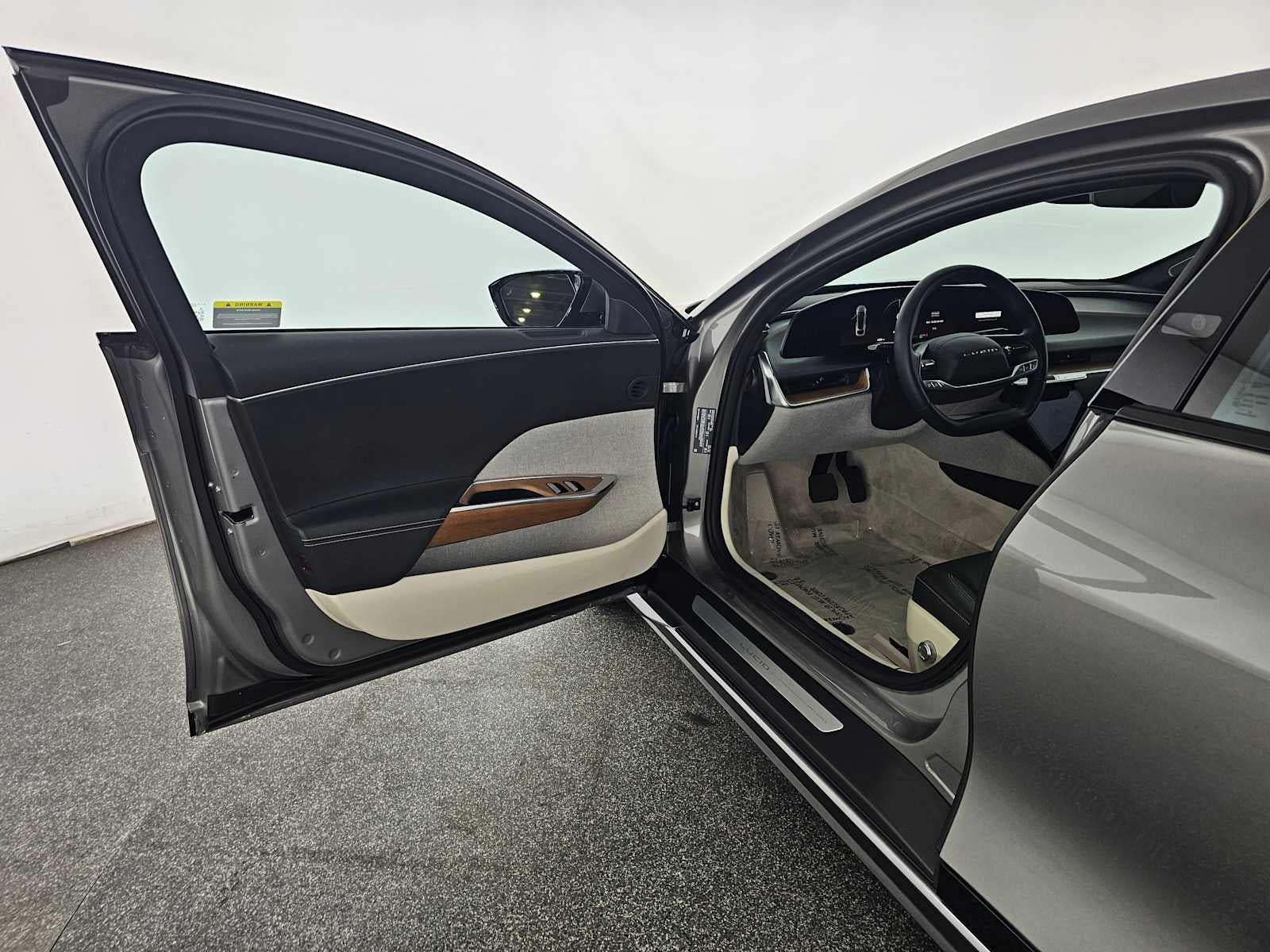 2023 Lucid Air Touring