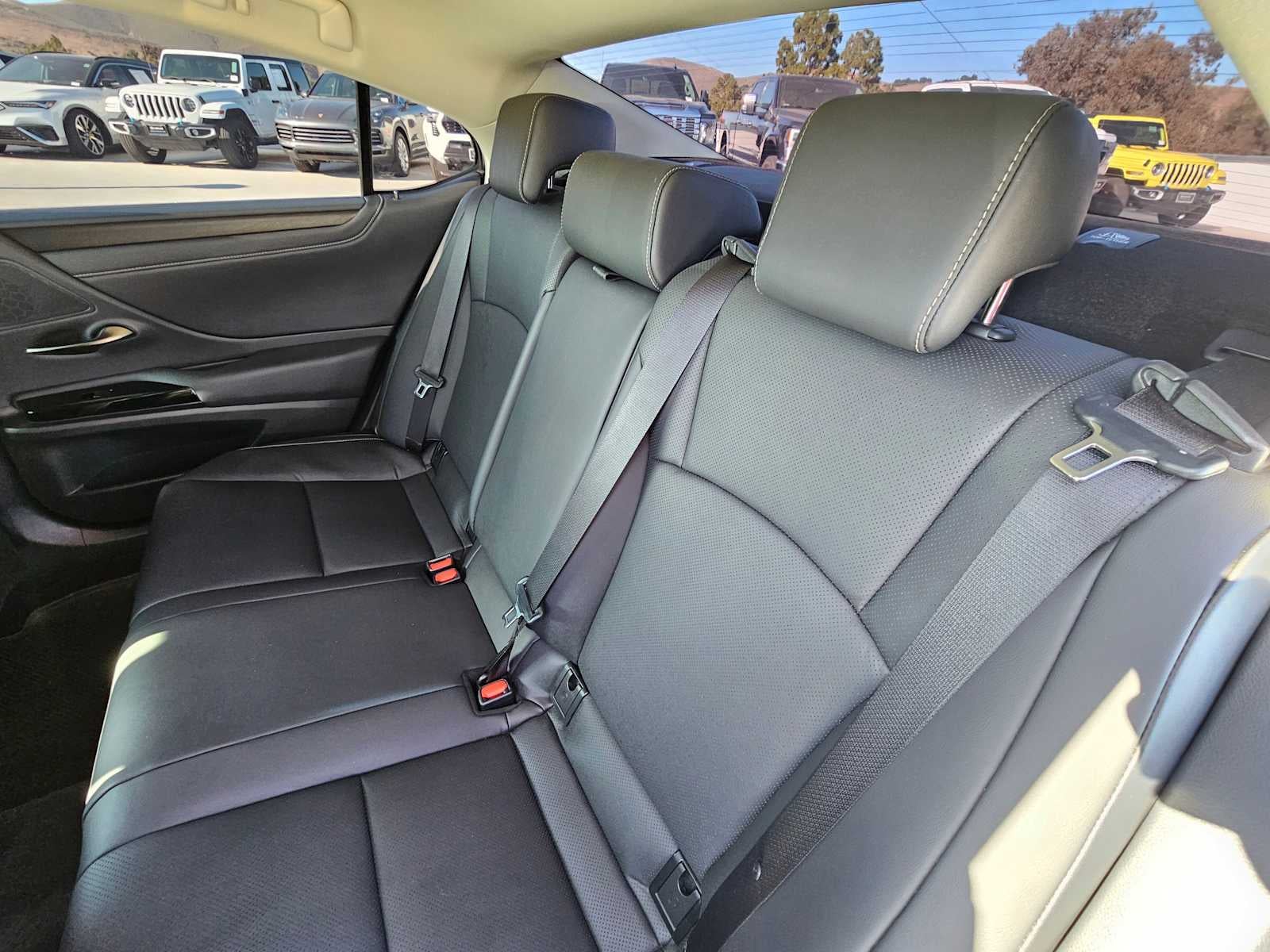 2025 Lexus ES 300h ES 300h