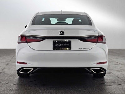 2024 Lexus ES F SPORT Handling