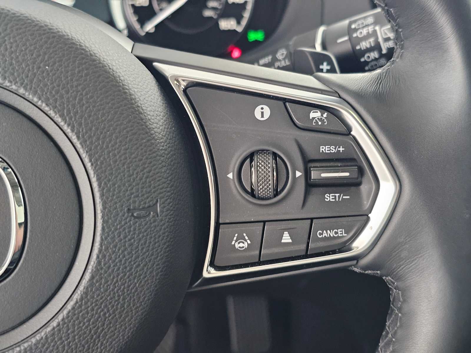 2025 Acura RDX w/Technology Package