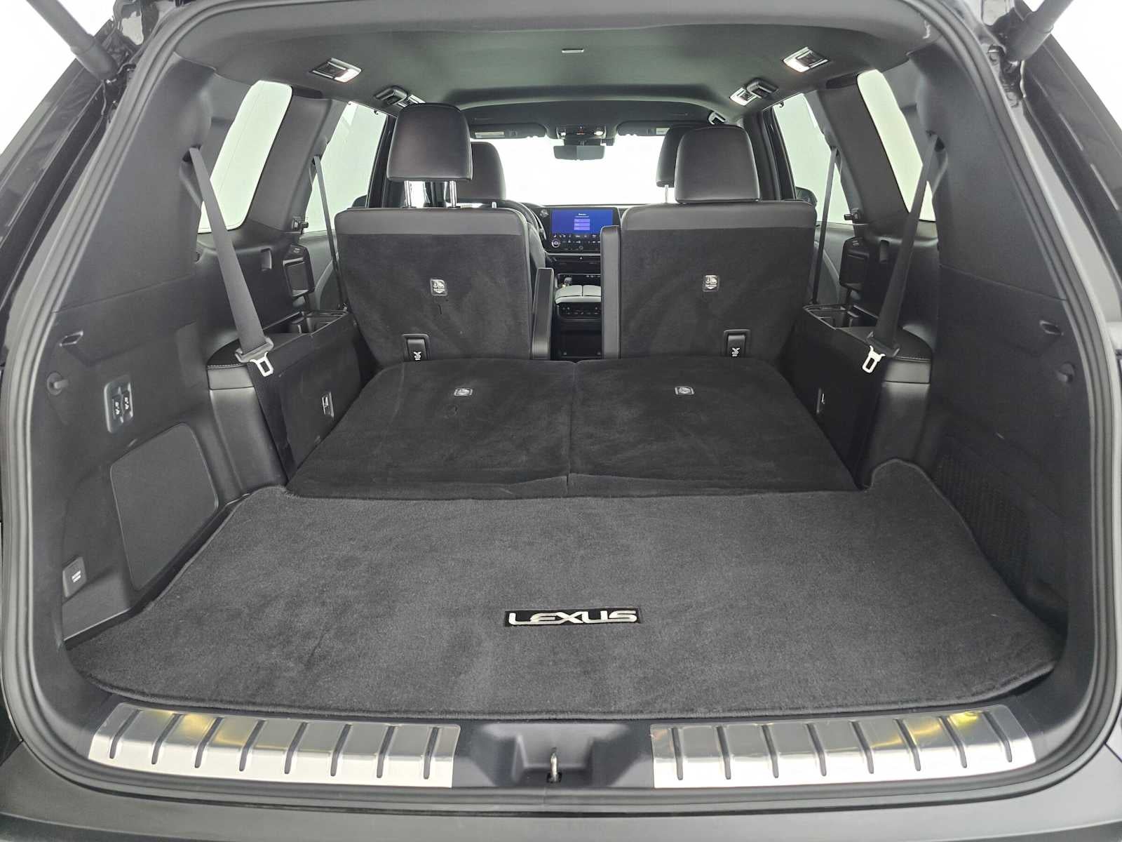 2025 Lexus TX 550h+ Luxury