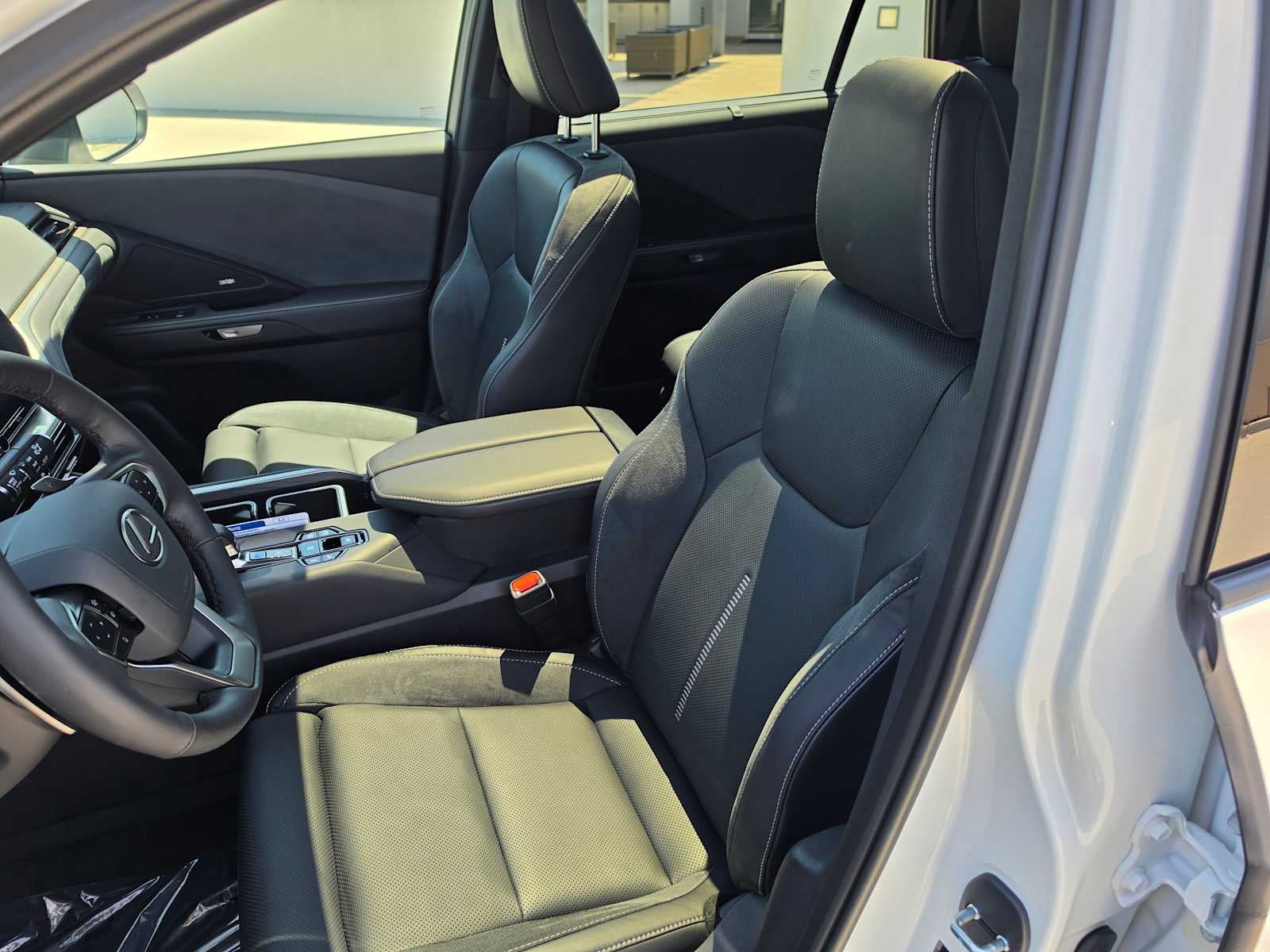 2026 Lexus TX 550h+ Luxury