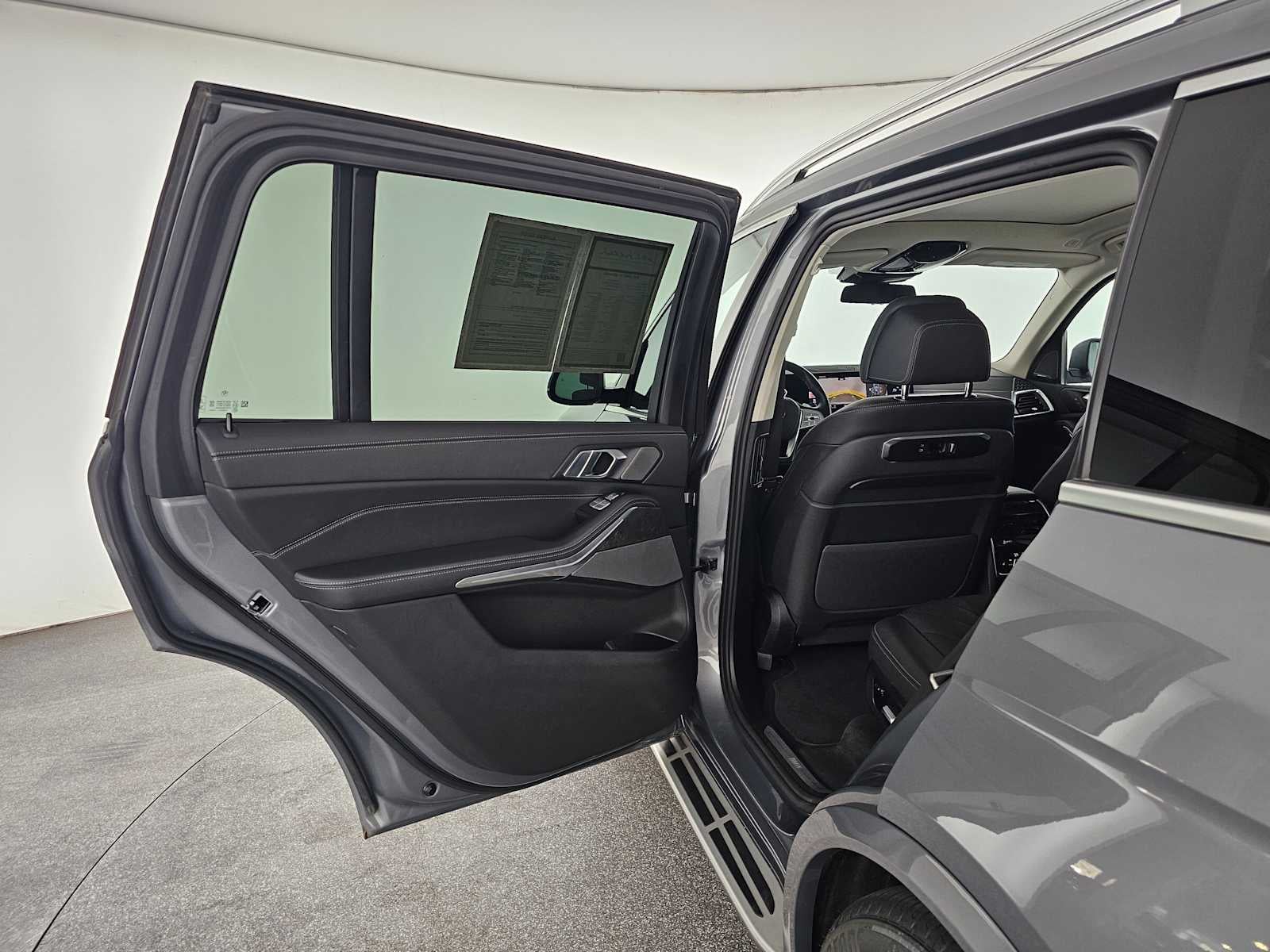 2025 BMW X7 xDrive40i xDrive40i