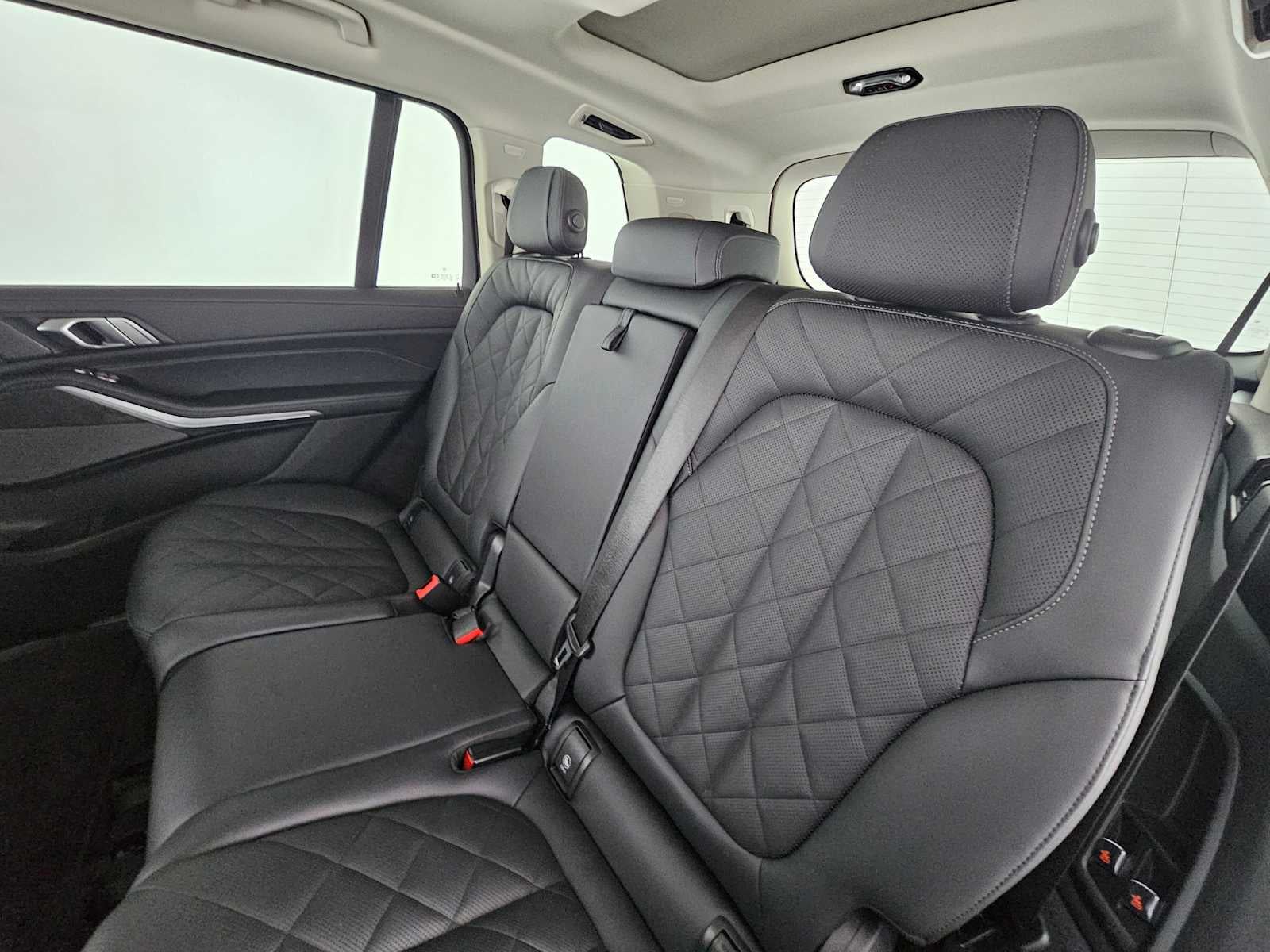 2025 BMW X7 xDrive40i xDrive40i