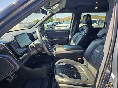 2024 Rivian R1S Adventure