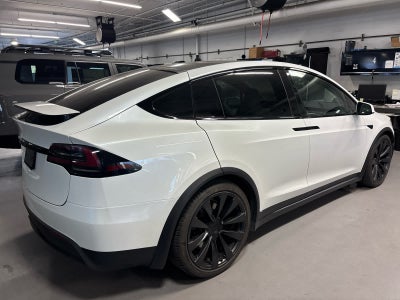 2022 Tesla Model X AWD