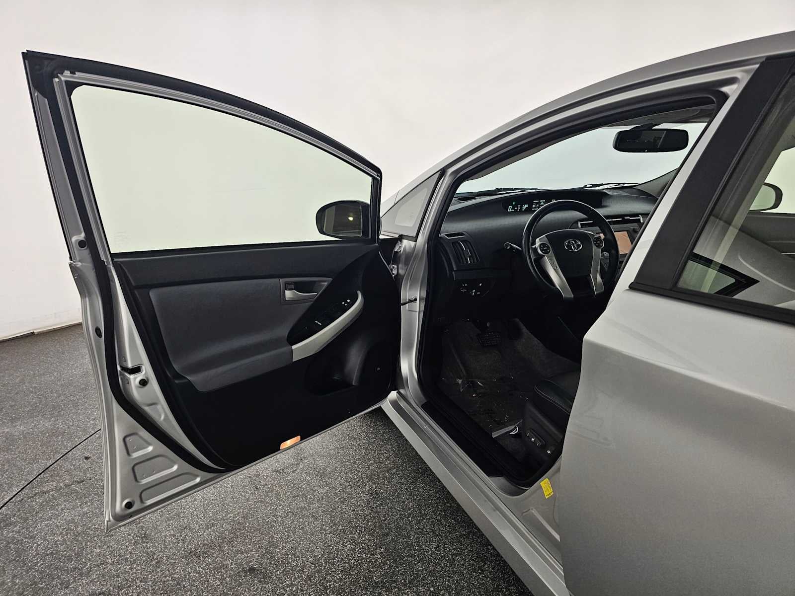 2015 Toyota Prius Plug-In Advanced