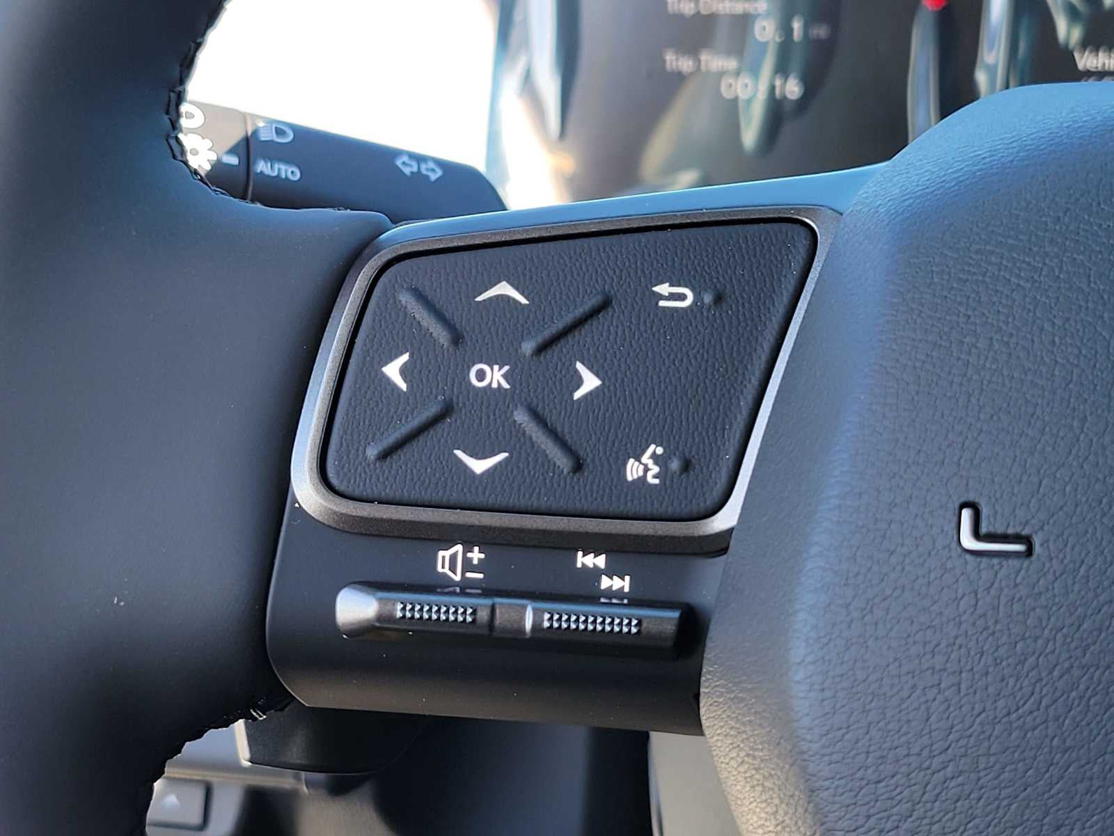2026 Lexus ES 350e Premium