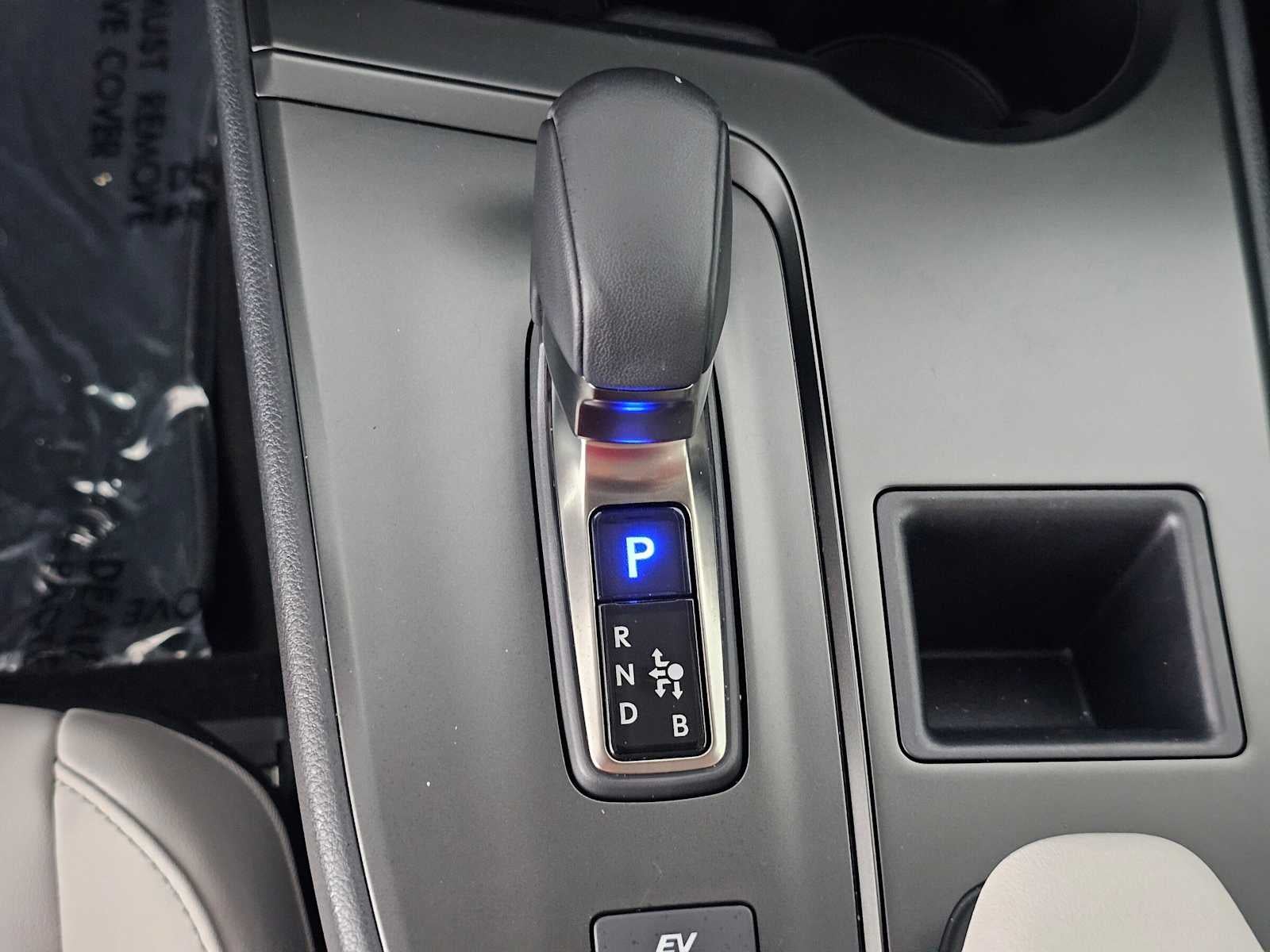 2025 Lexus UX 300h UX 300h