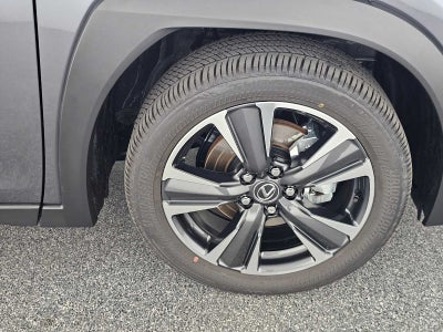 2025 Lexus UX 300h UX 300h