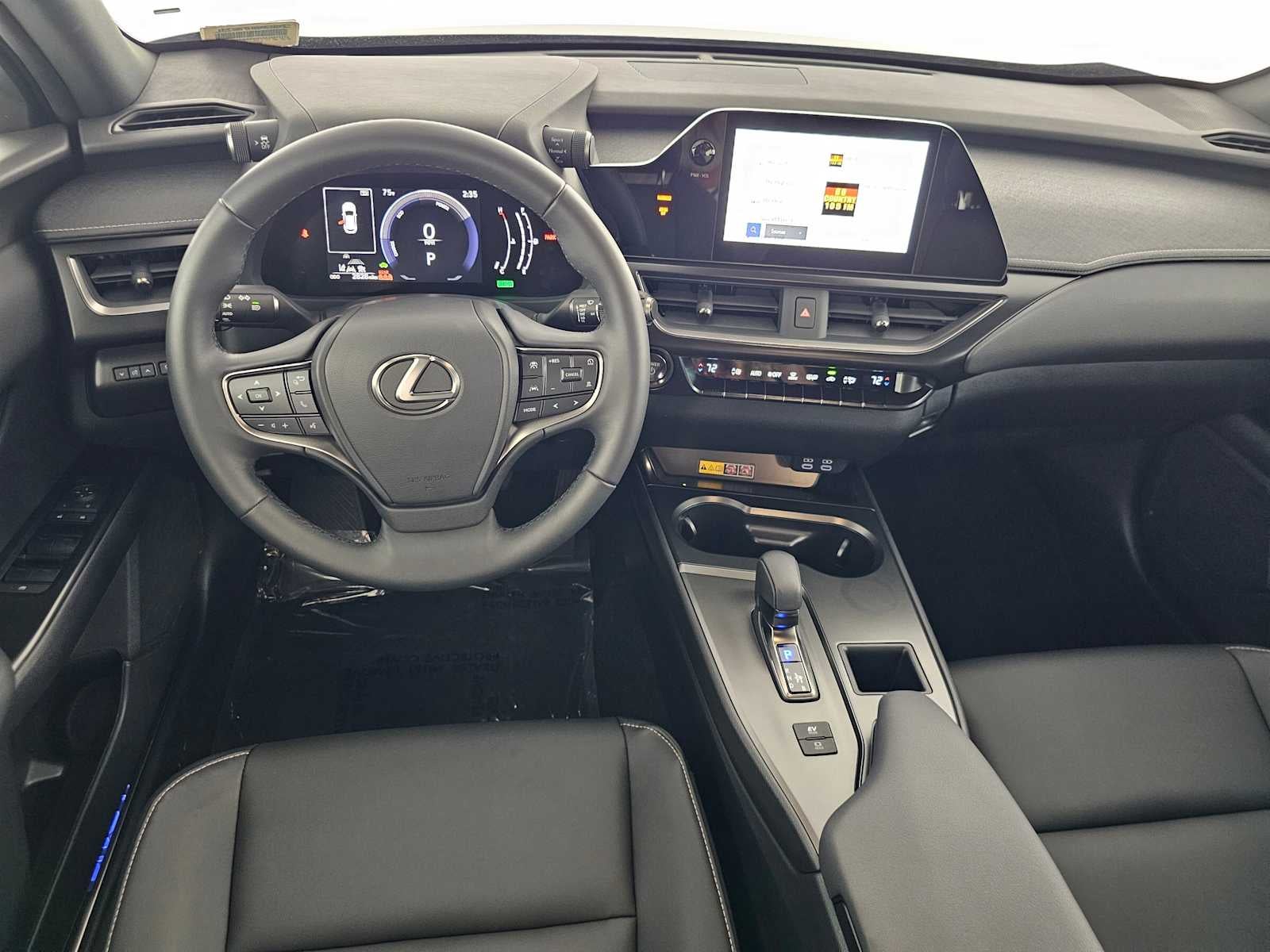 2025 Lexus UX 300h UX 300h