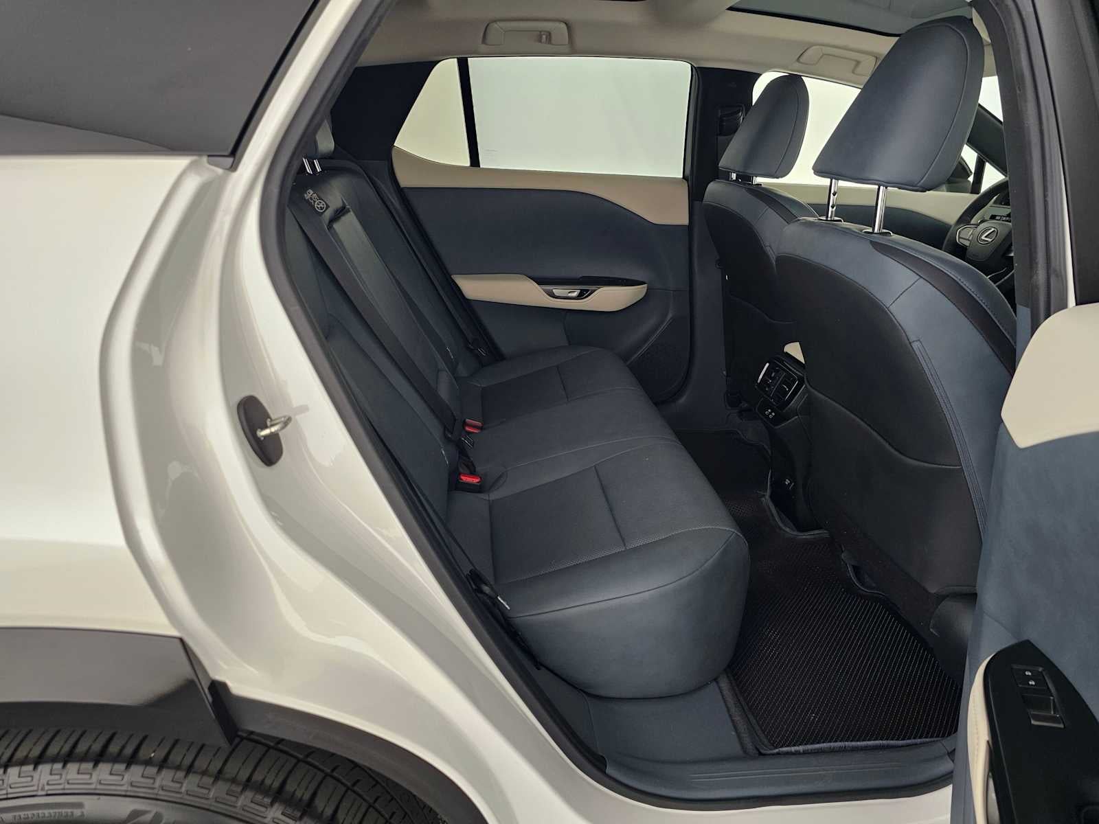 2023 Lexus RZ 450e Premium