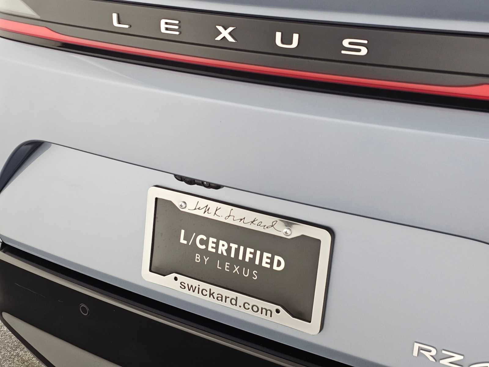 2023 Lexus RZ 450e Premium