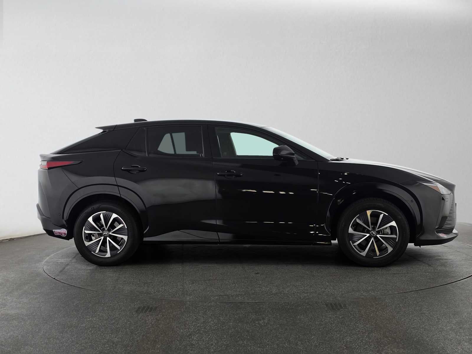 2023 Lexus RZ 450e Premium