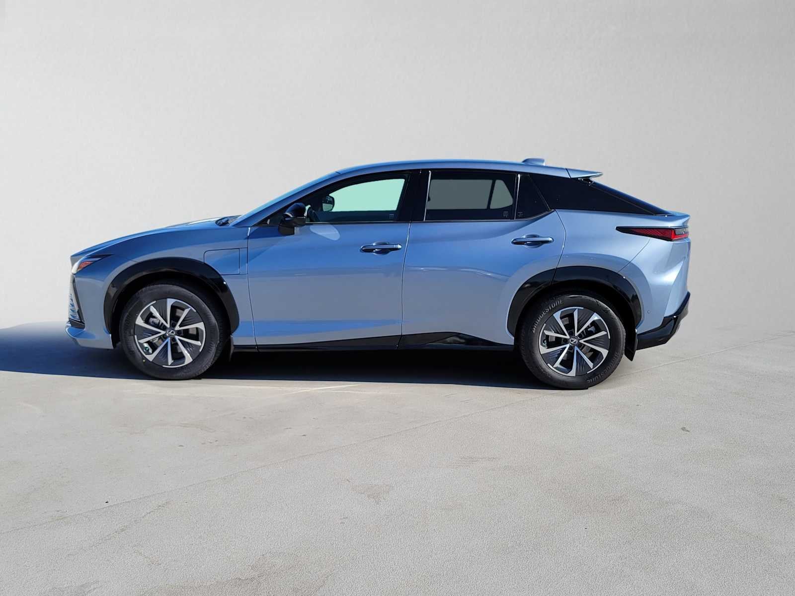 2023 Lexus RZ 450e Premium