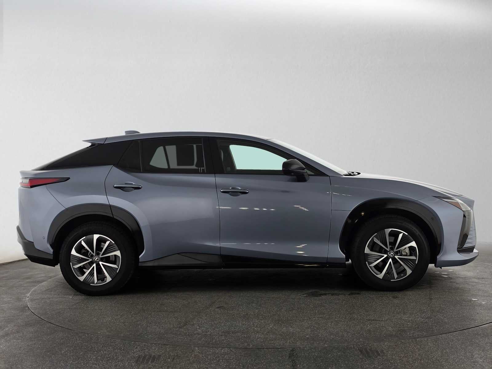 2023 Lexus RZ 450e Premium