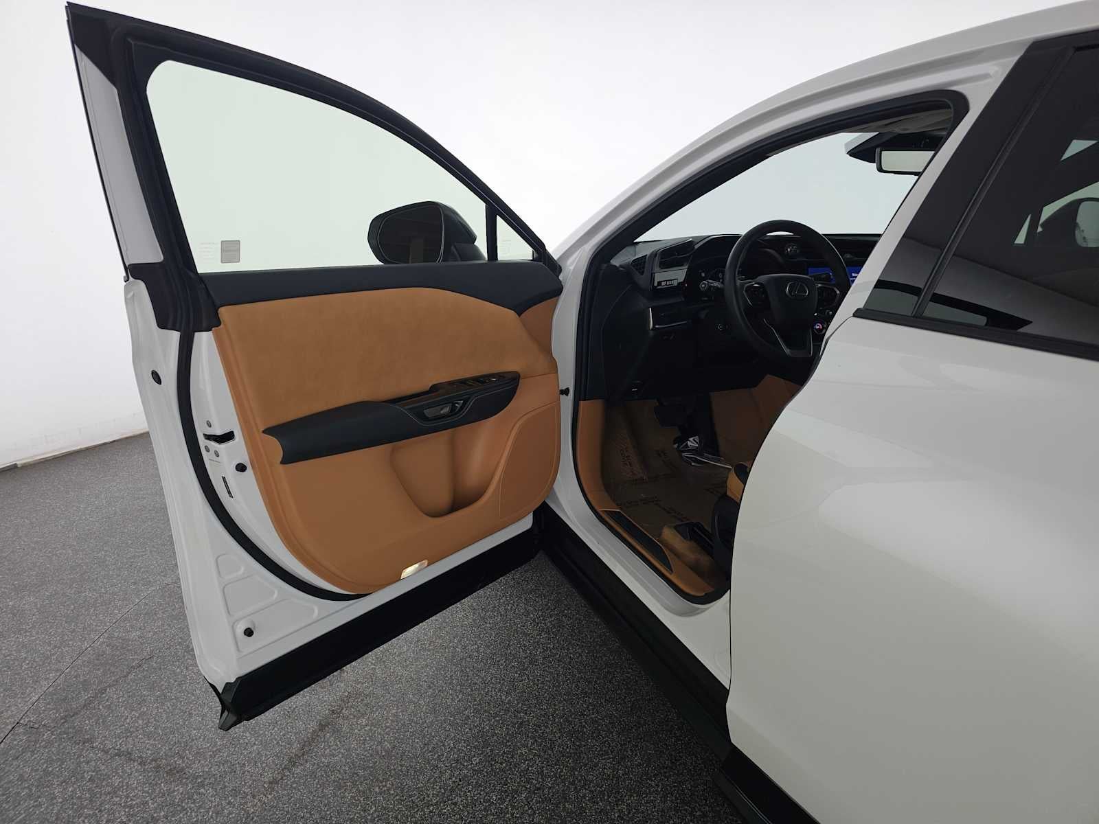 2023 Lexus RZ 450e Premium