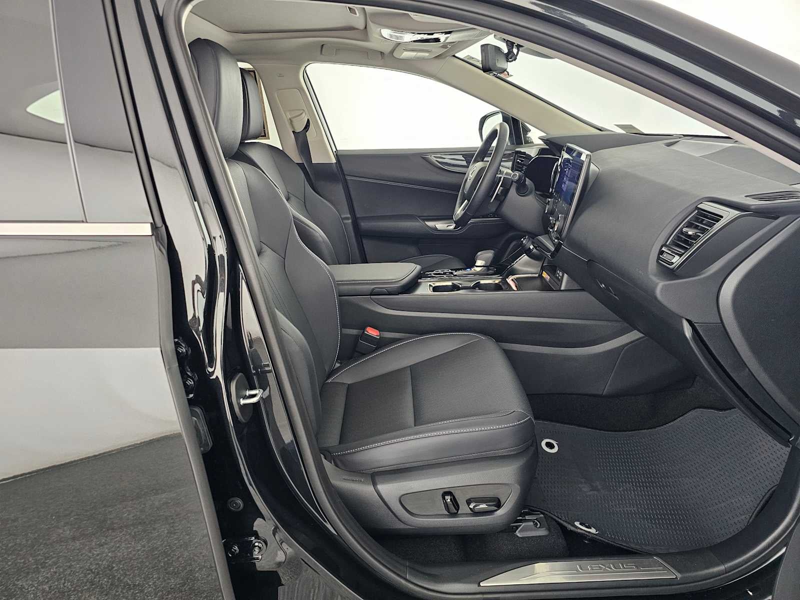 2026 Lexus NX 350h Premium