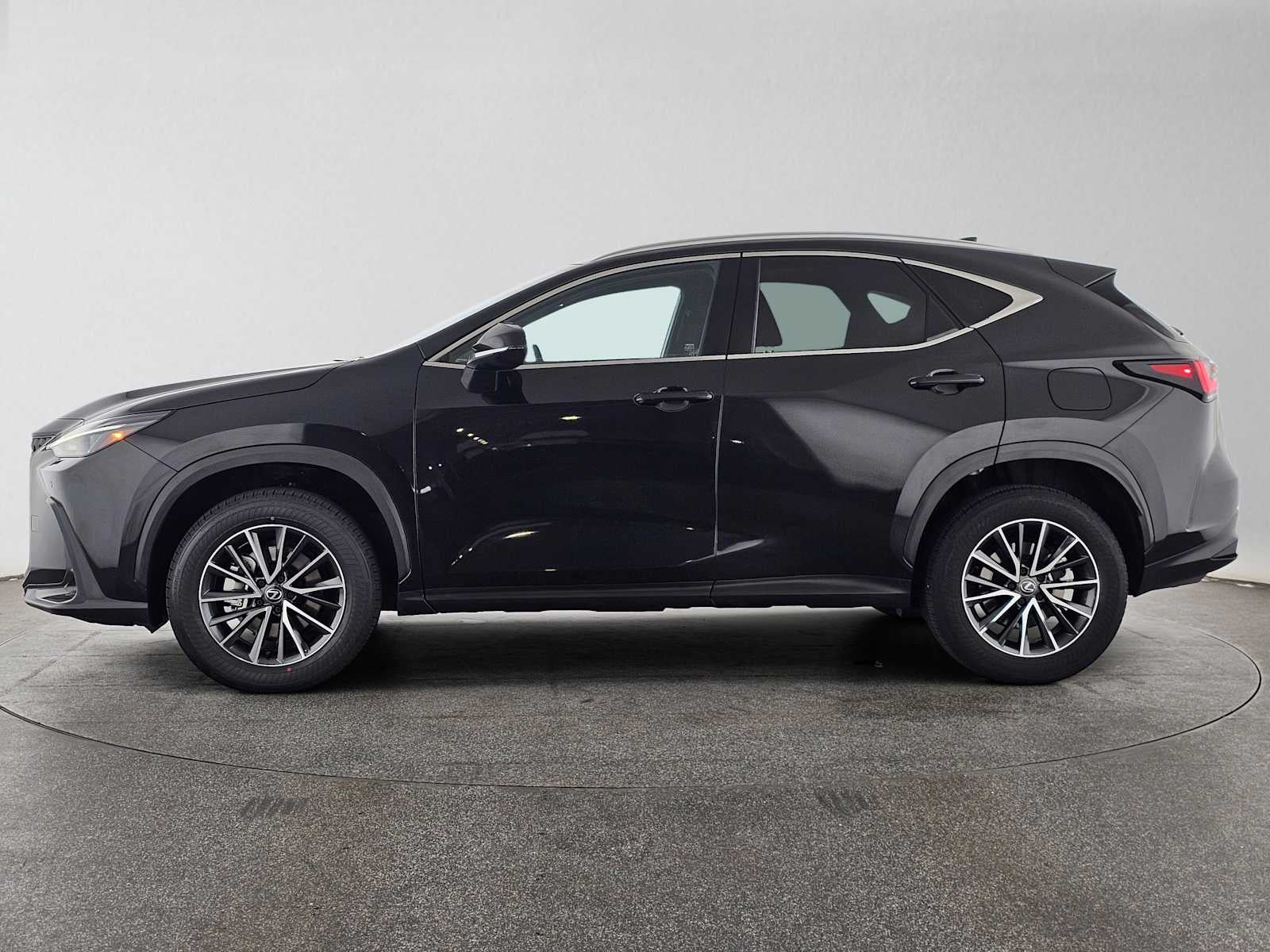 2024 Lexus NX 350h Premium