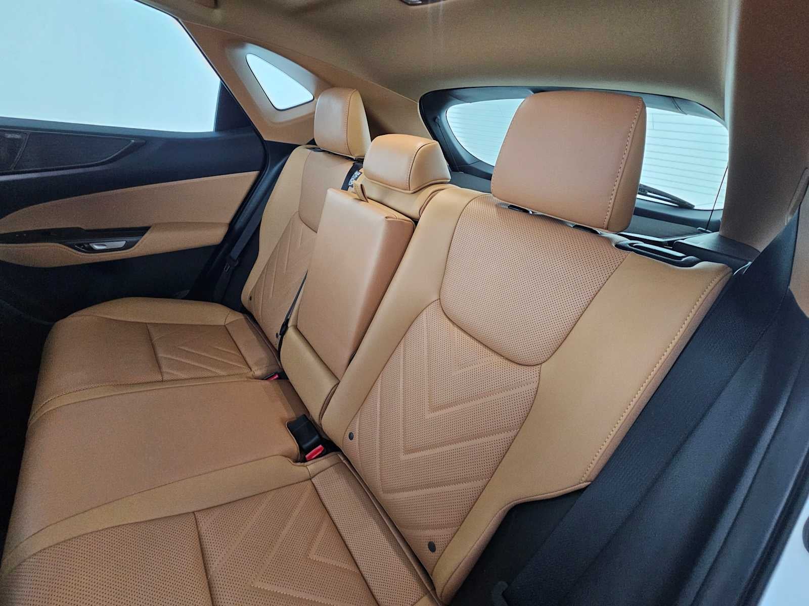 2026 Lexus NX 450h+ Luxury