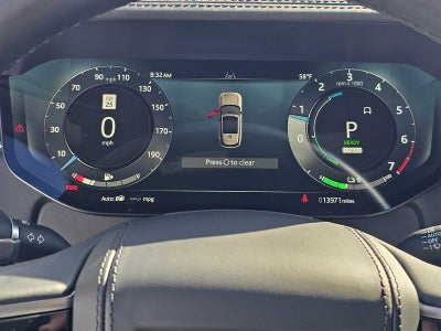 2025 Land Rover Range Rover SE
