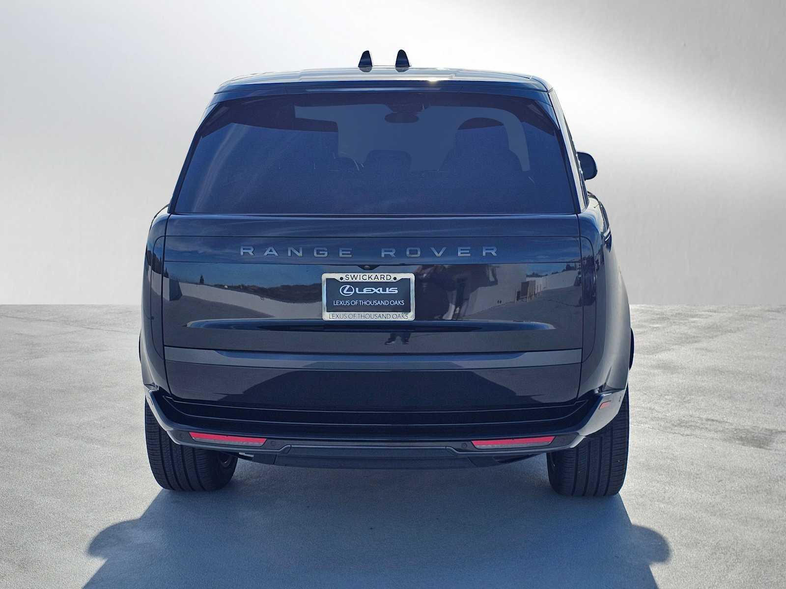 2025 Land Rover Range Rover SE