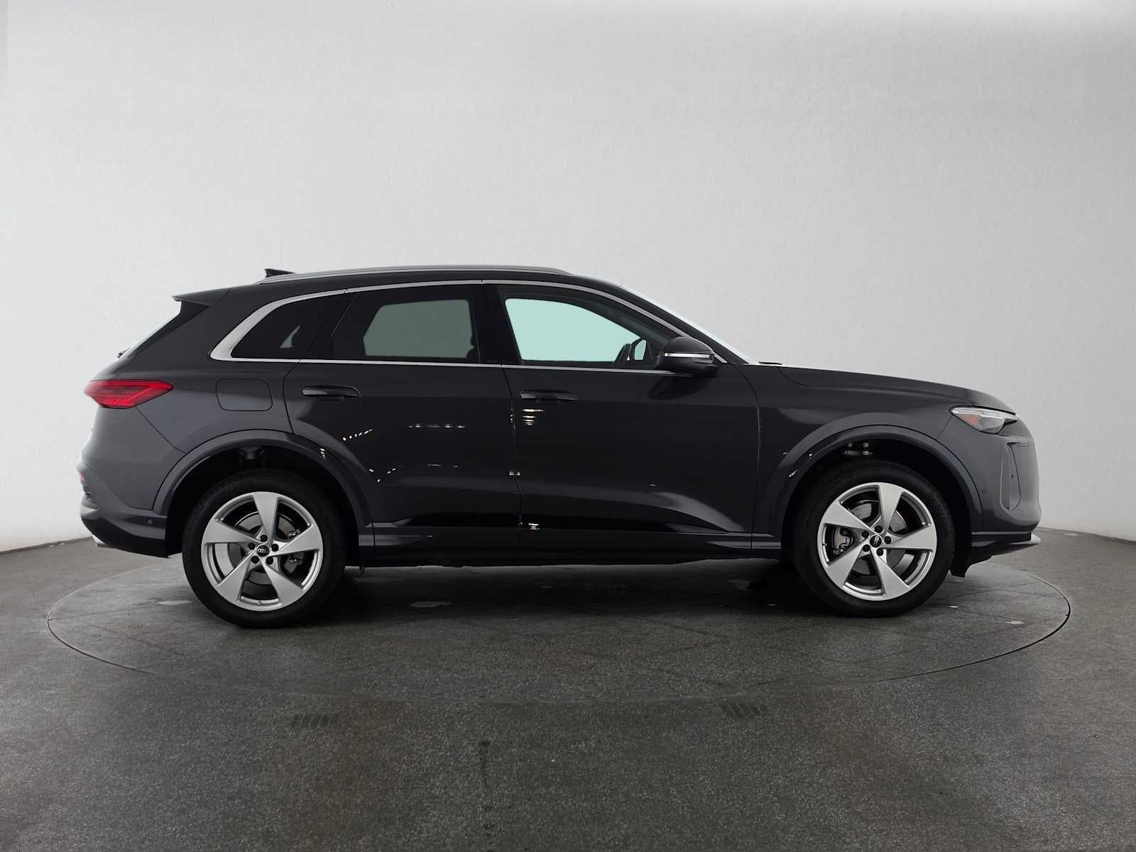 2025 Audi New Q5 Premium Plus