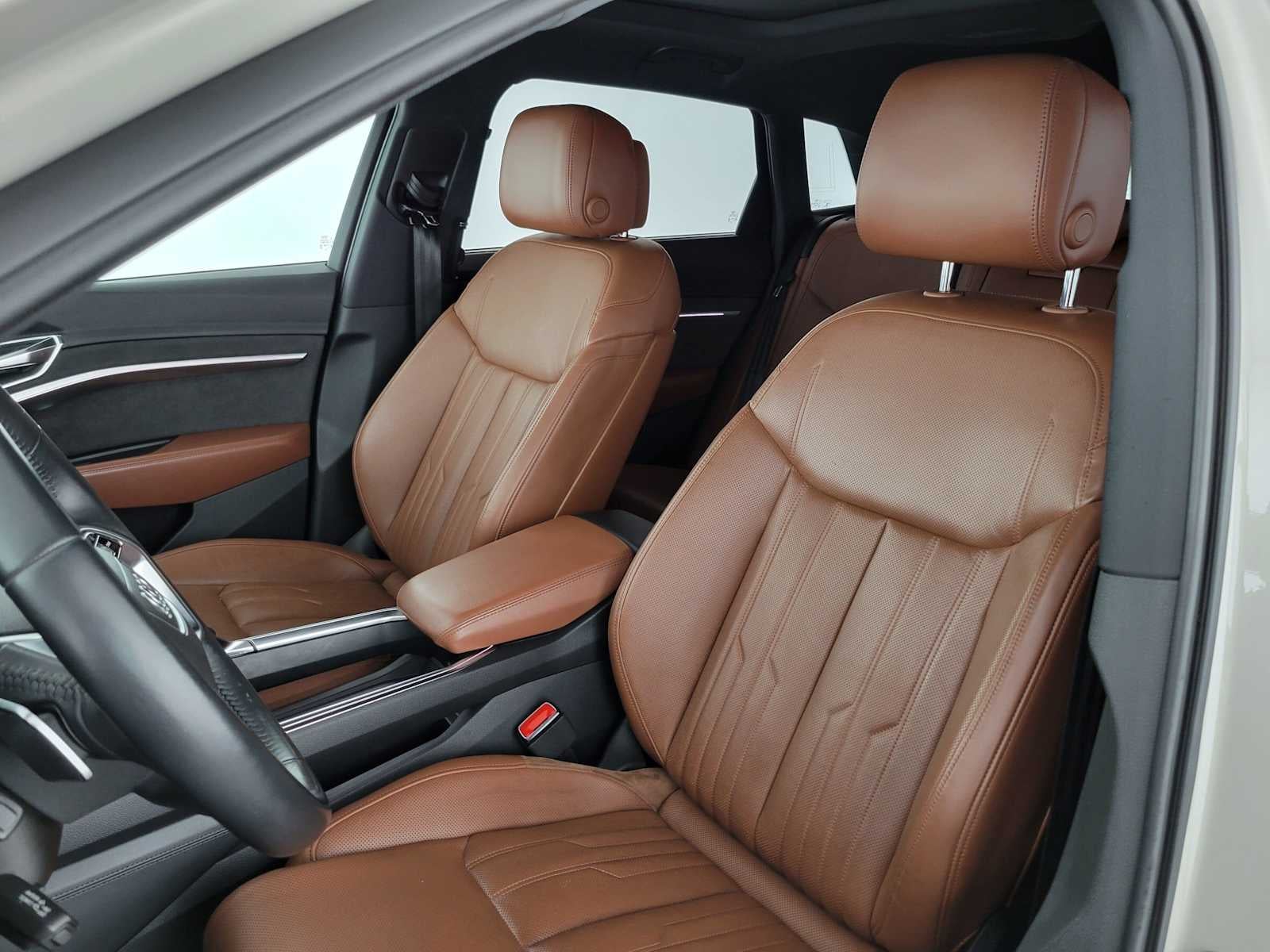 2019 Audi e-tron Prestige