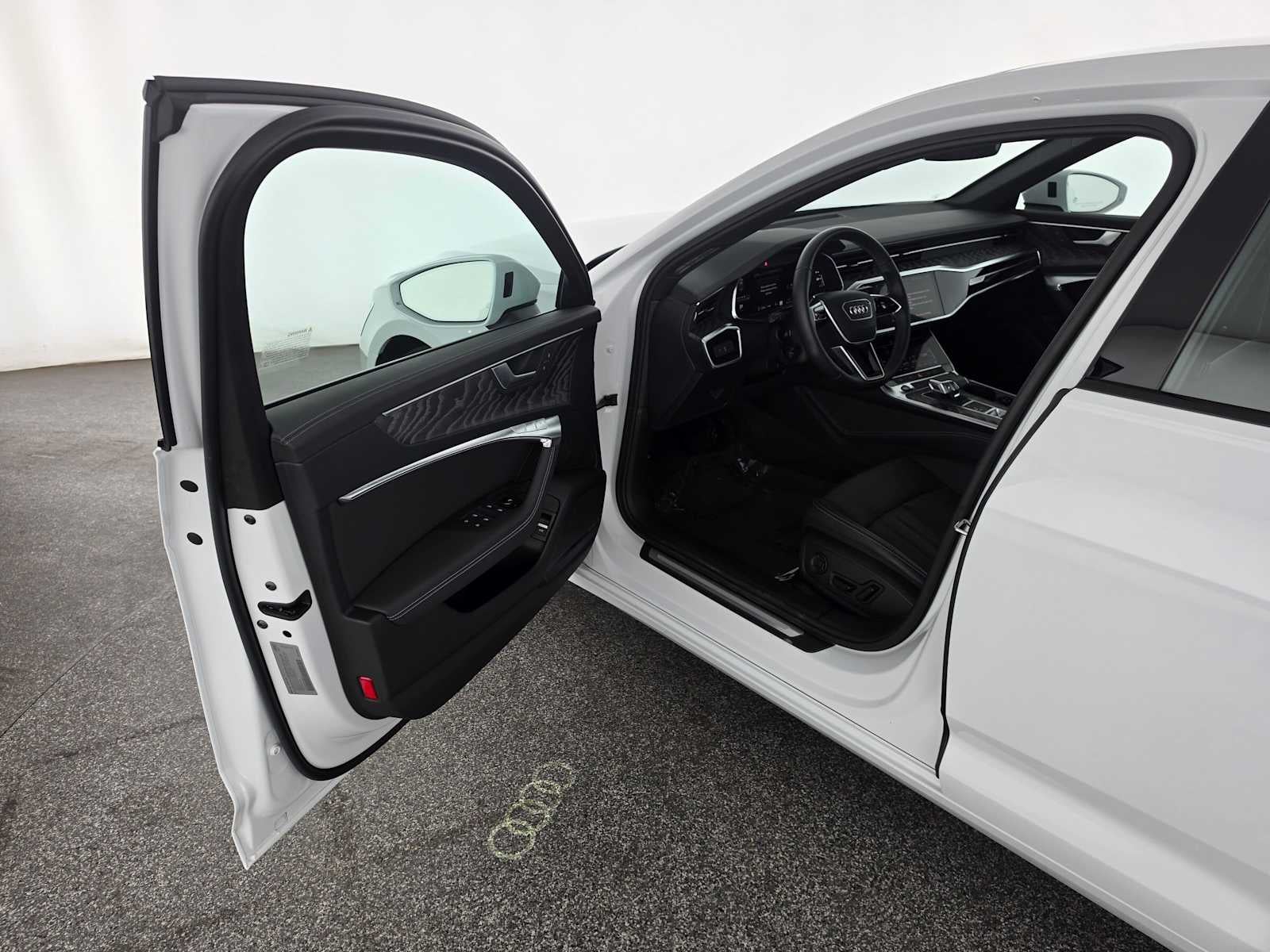 2025 Audi A6 Sedan Premium Plus