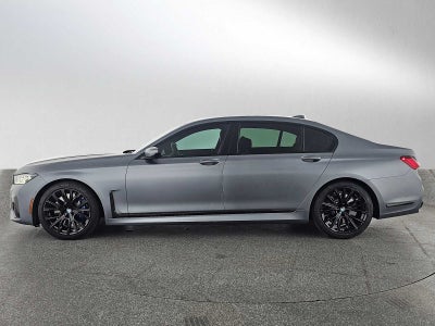 2022 BMW 7 Series 740i