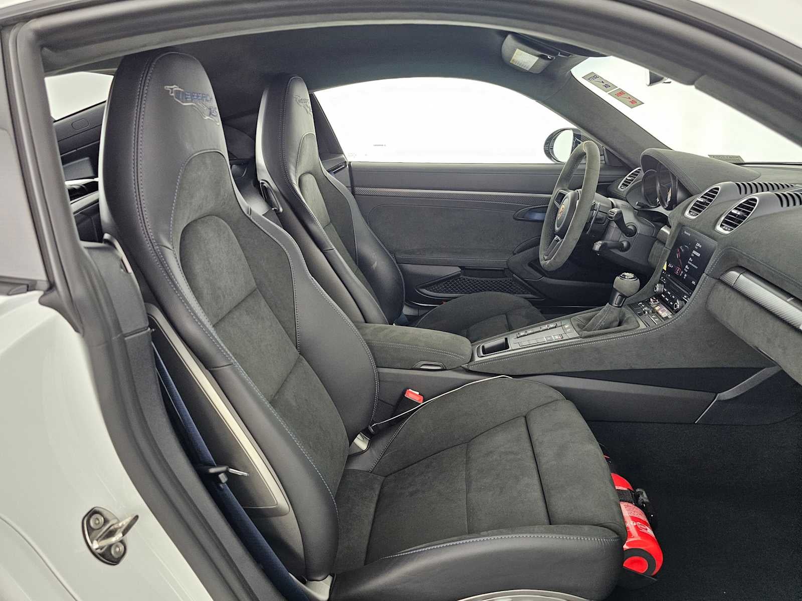 2023 Porsche 718 Cayman GT4 RS