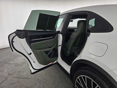 2024 Porsche Macan Electric 4