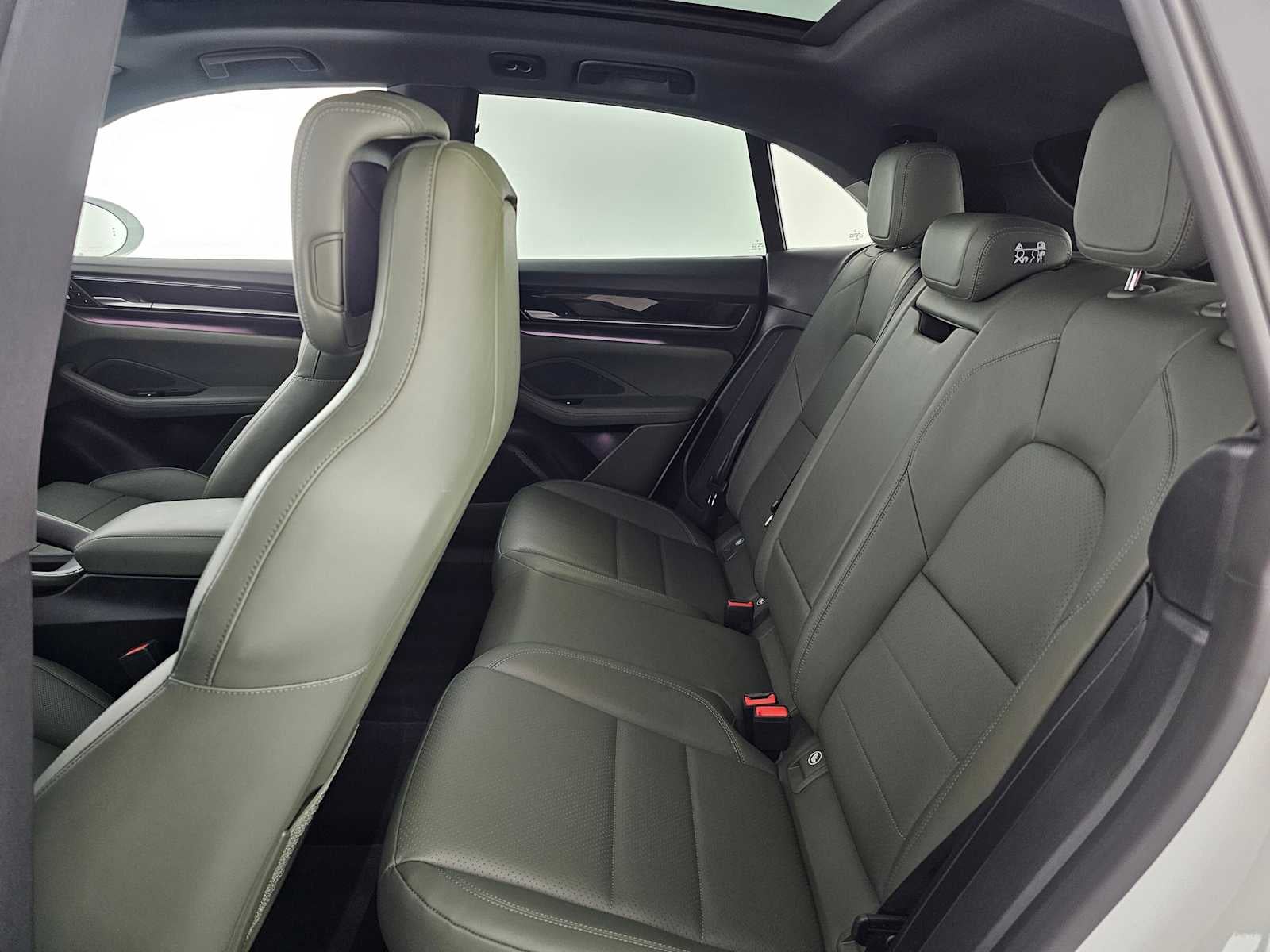 2024 Porsche Macan Electric 4