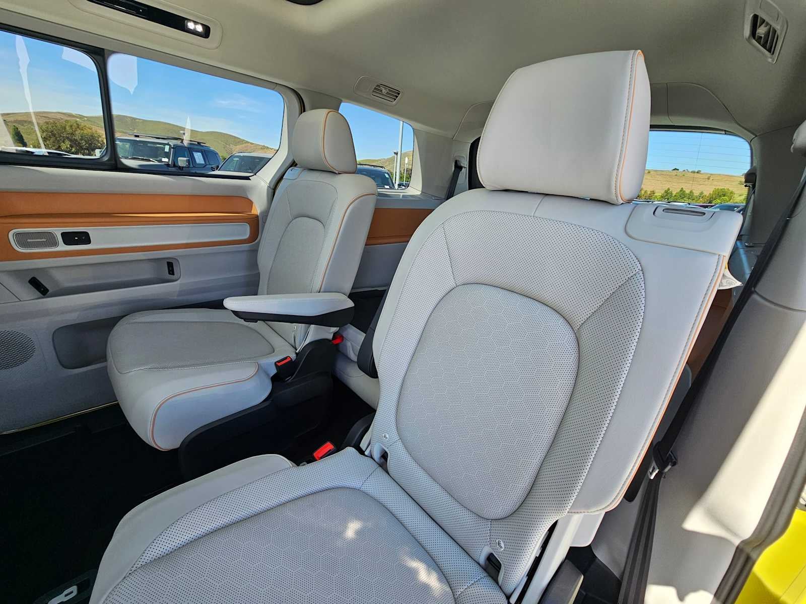 2025 Volkswagen ID. Buzz Pro S Plus