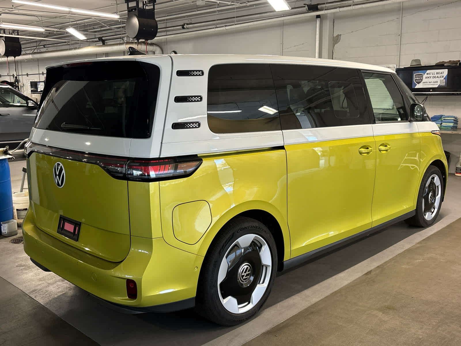 2025 Volkswagen ID. Buzz Pro S Plus