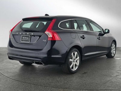 2016 Volvo V60 T5 Drive-E Platinum
