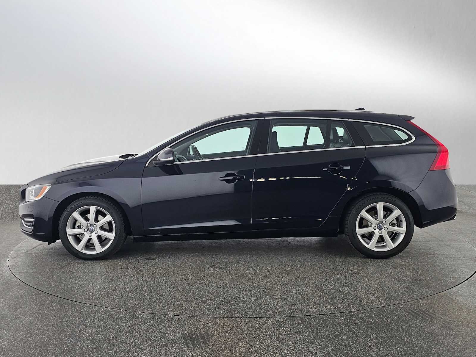 2016 Volvo V60 T5 Drive-E Platinum