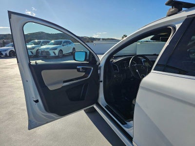 2016 Volvo XC60 T6 Platinum