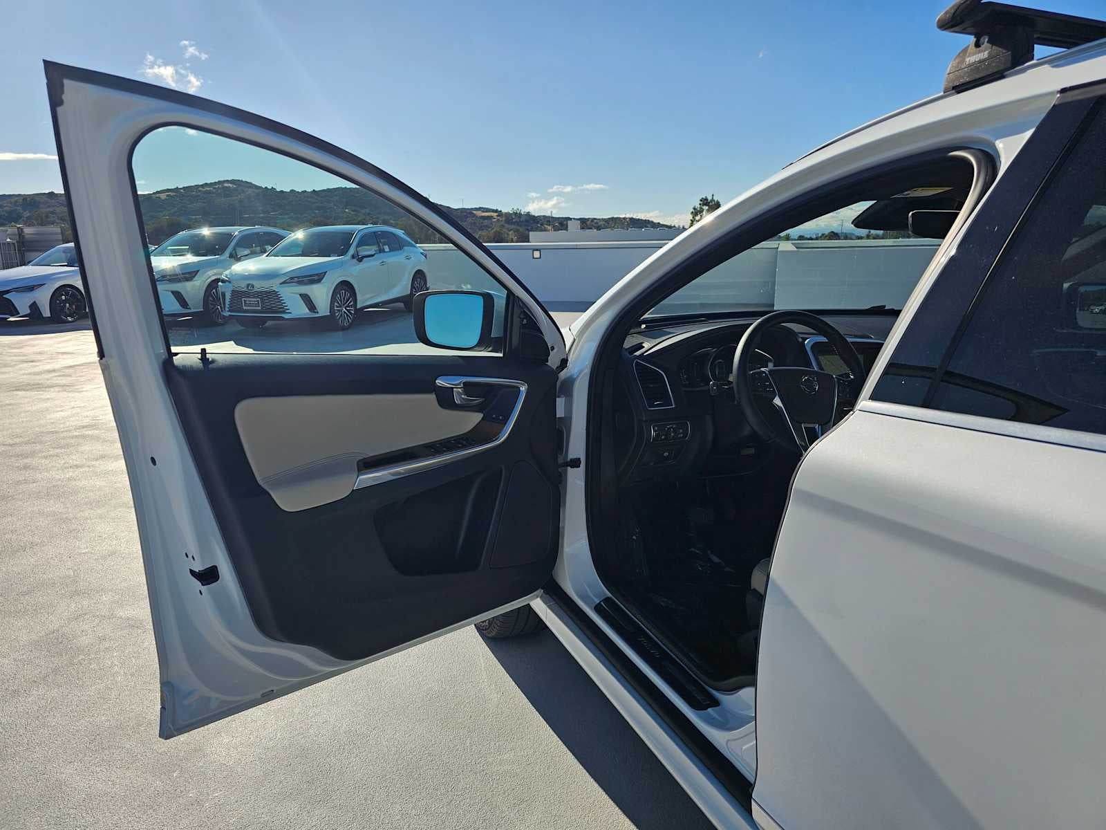 2016 Volvo XC60 T6 Platinum