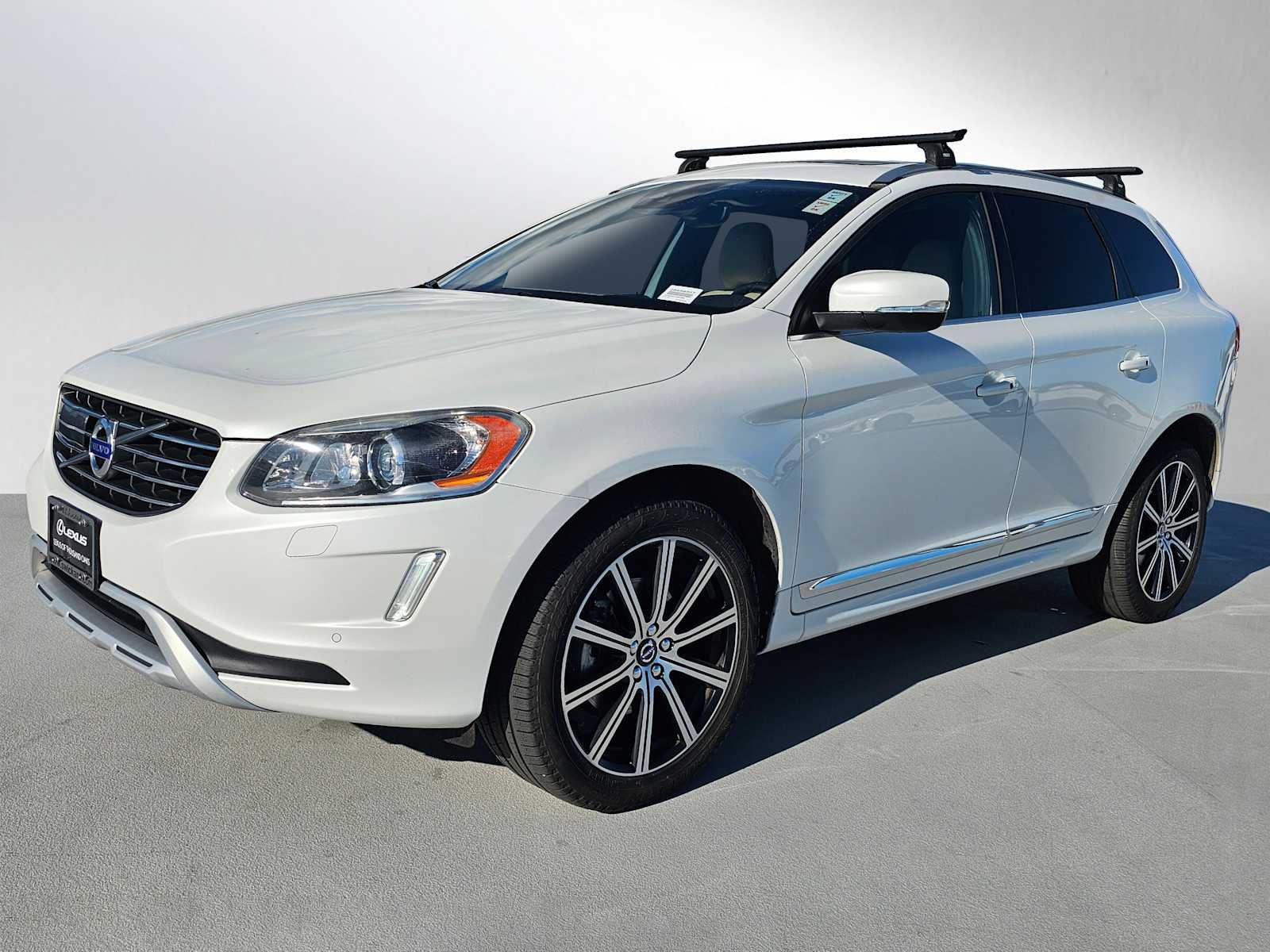 2016 Volvo XC60 T6 Platinum