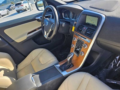 2016 Volvo XC60 T6 Platinum