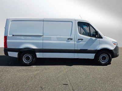 2025 Mercedes-Benz Sprinter Cargo Van 2500 Standard Roof I4 Diesel 144 RWD