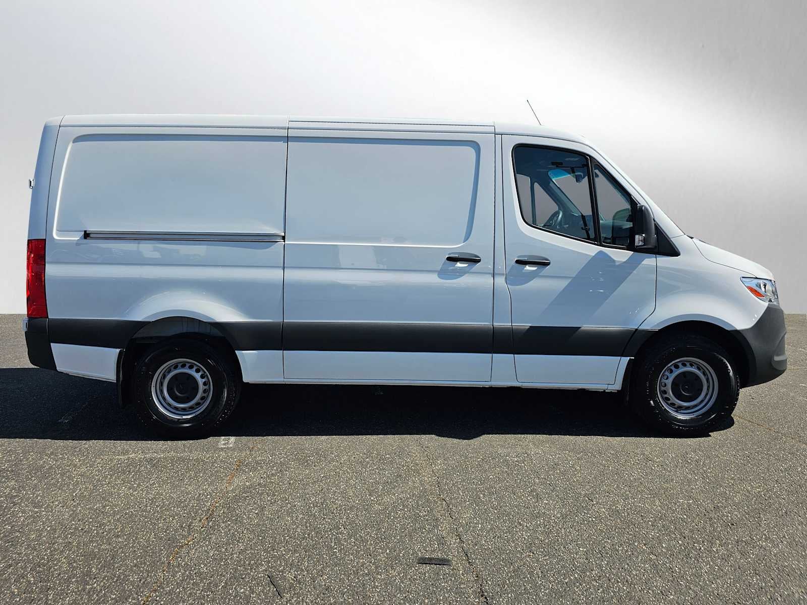 2025 Mercedes-Benz Sprinter Cargo Van 2500 Standard Roof I4 Diesel 144 RWD