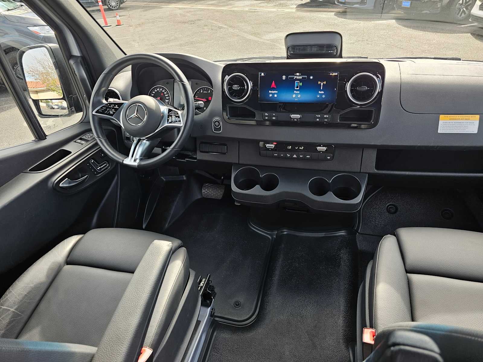 2025 Mercedes-Benz Sprinter Cargo Van 2500 Standard Roof I4 Diesel HO 144" RWD