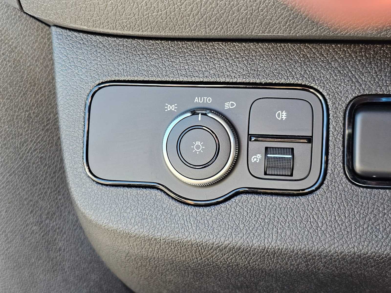 2025 Mercedes-Benz Sprinter Cargo Van 2500 Standard Roof I4 Diesel HO 144 RWD