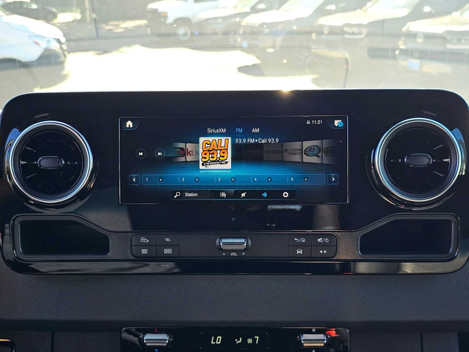 2024 Mercedes-Benz Sprinter Passenger Van 2500 Standard Roof I4 Diesel HO 144" RWD