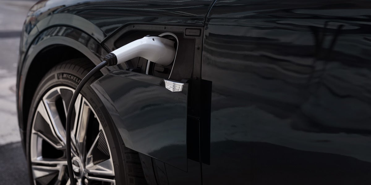 2024-CADILLAC-LYRIQ-VEHICLE-ONLY-EXT-CHARGER